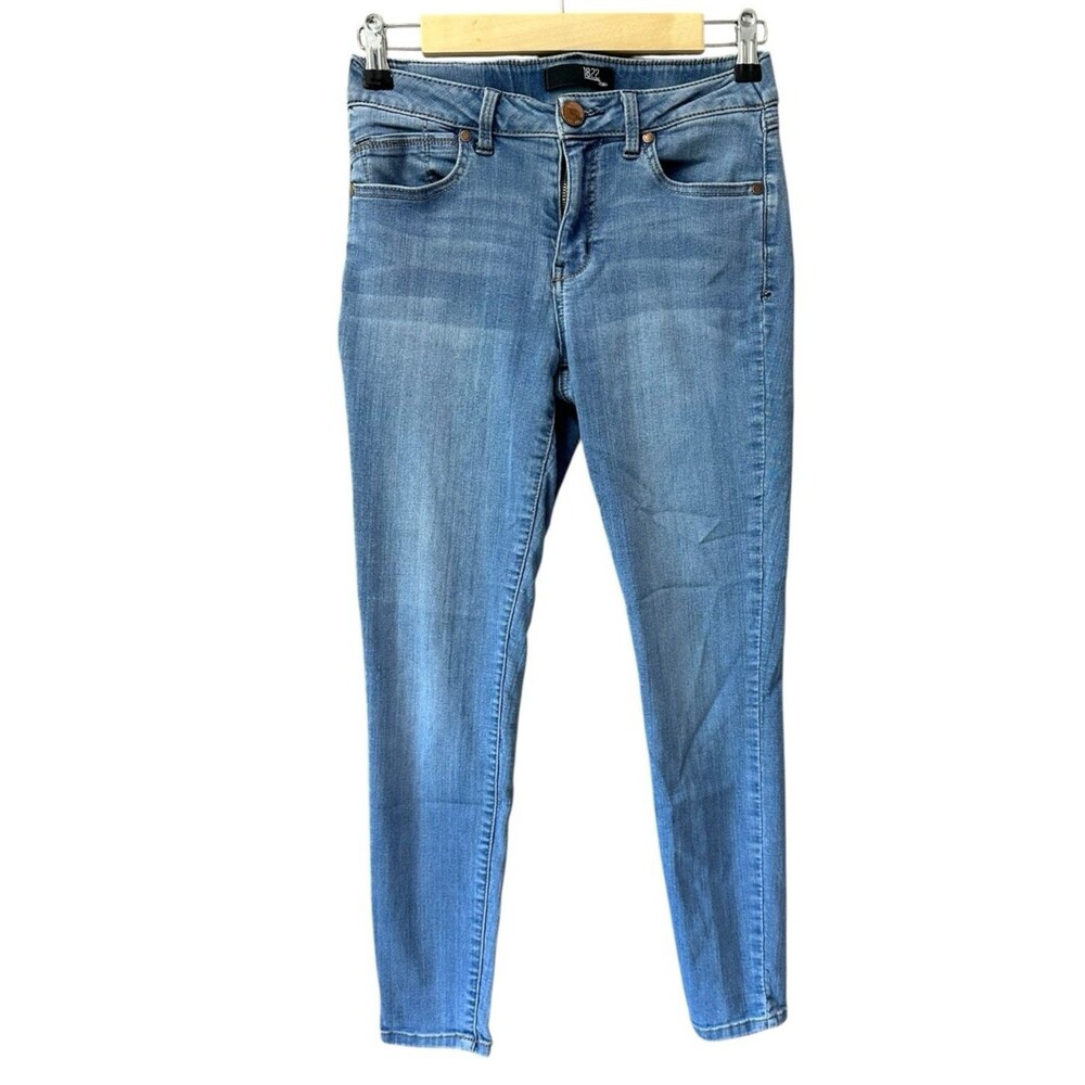 1822 Denim Jeans Women's Size 6 Light Wash